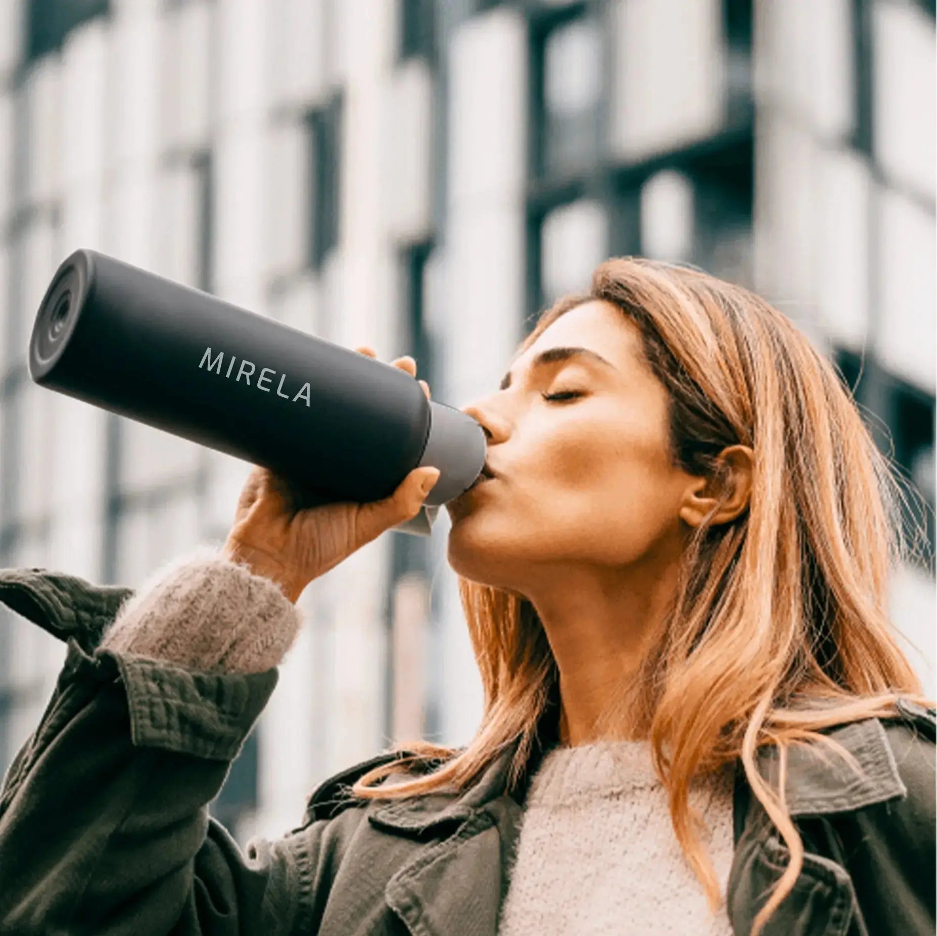 Thermos with temperature indicator